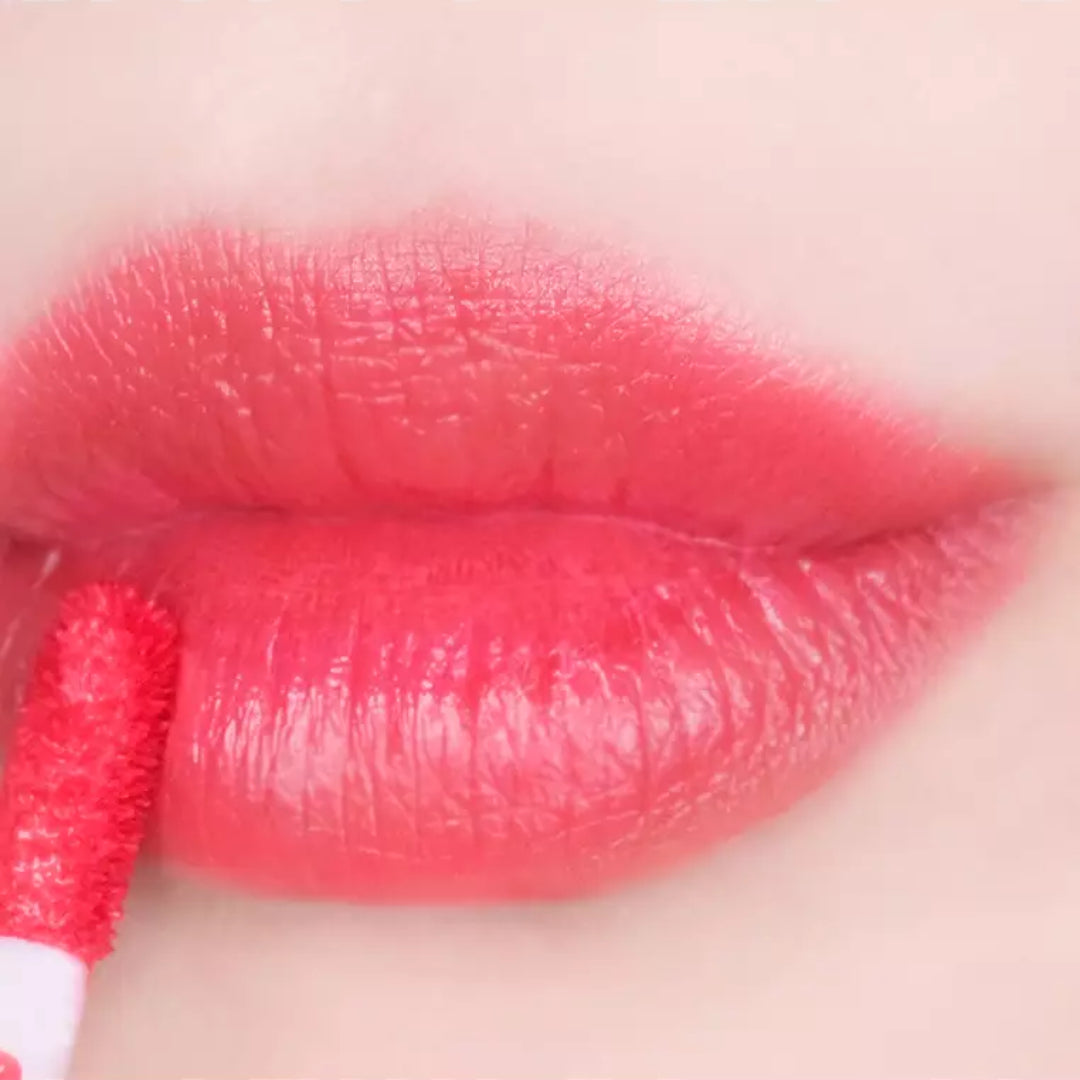 Playtint tinted lip and cheek stain - Attenza.net