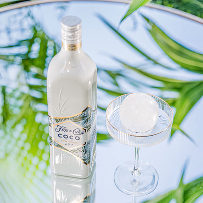 Flor de Caña Coco Liqueur - Attenza.net