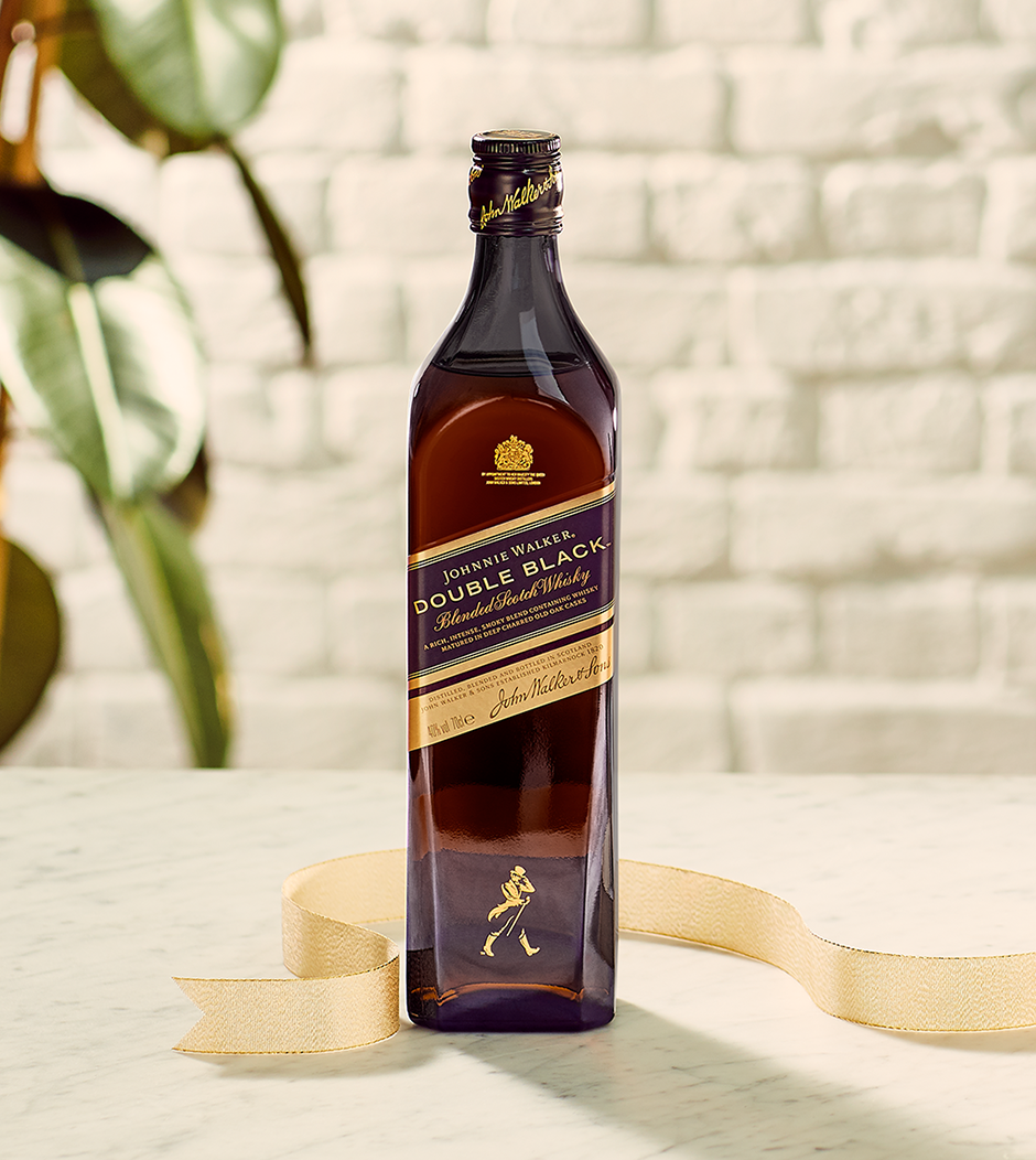Johnnie Walker Double Black Blended Scotch Whisky - Attenza.net