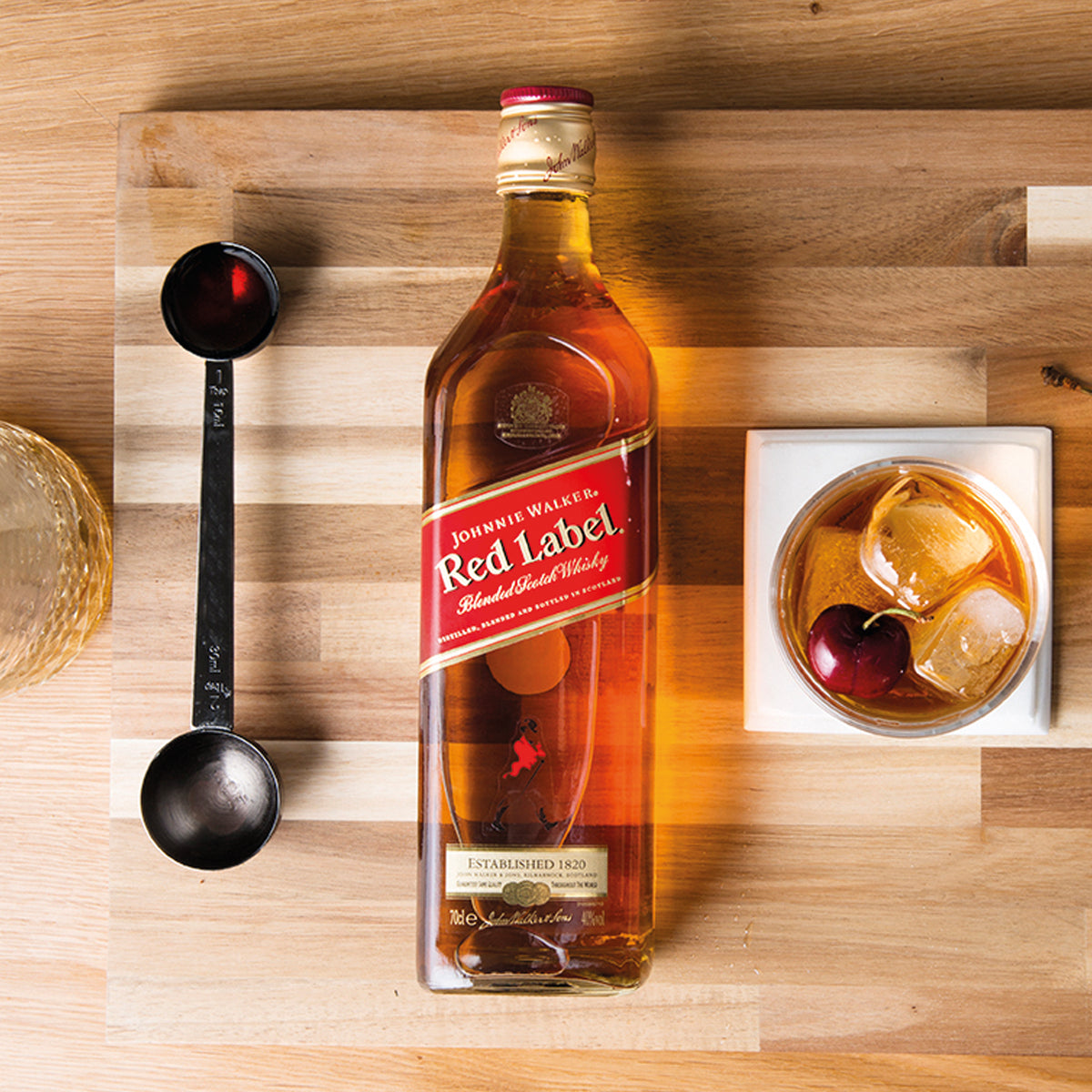 Johnnie Walker Red Label Blended Scotch Whisky - Attenza Panamá