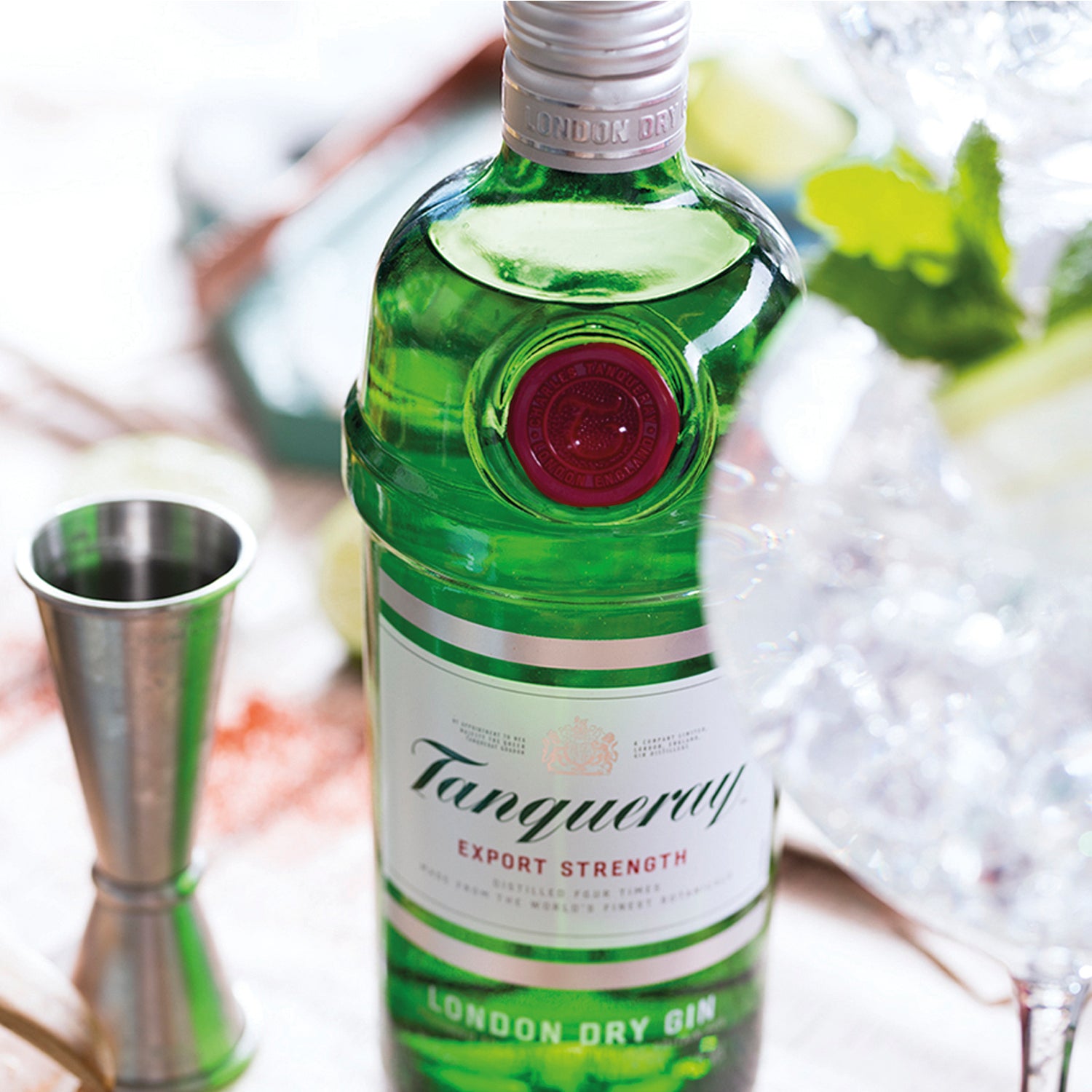 Tanqueray London Dry Gin - Attenza.net