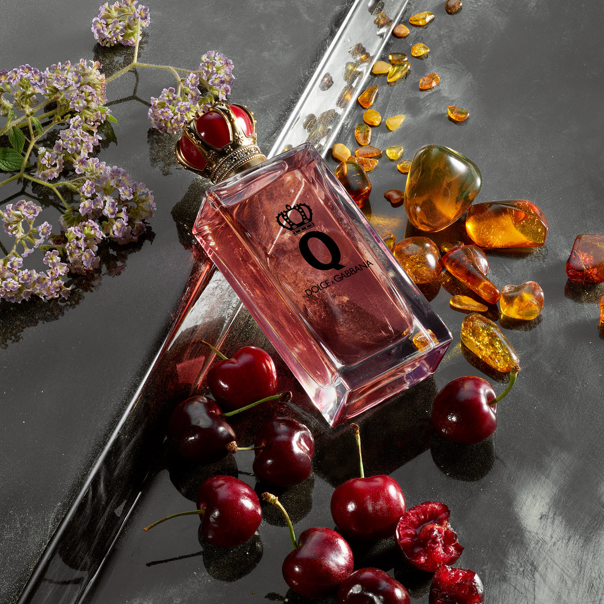 Q by Dolce&Gabbana Eau de Parfum Intense - Attenza Panamá
